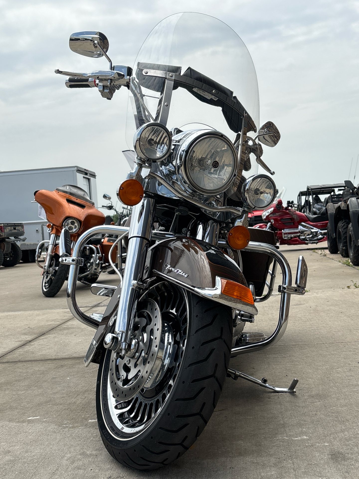2013 Harley-Davidson Road King® 110th Anniversary Edition in Columbia, Missouri - Photo 5