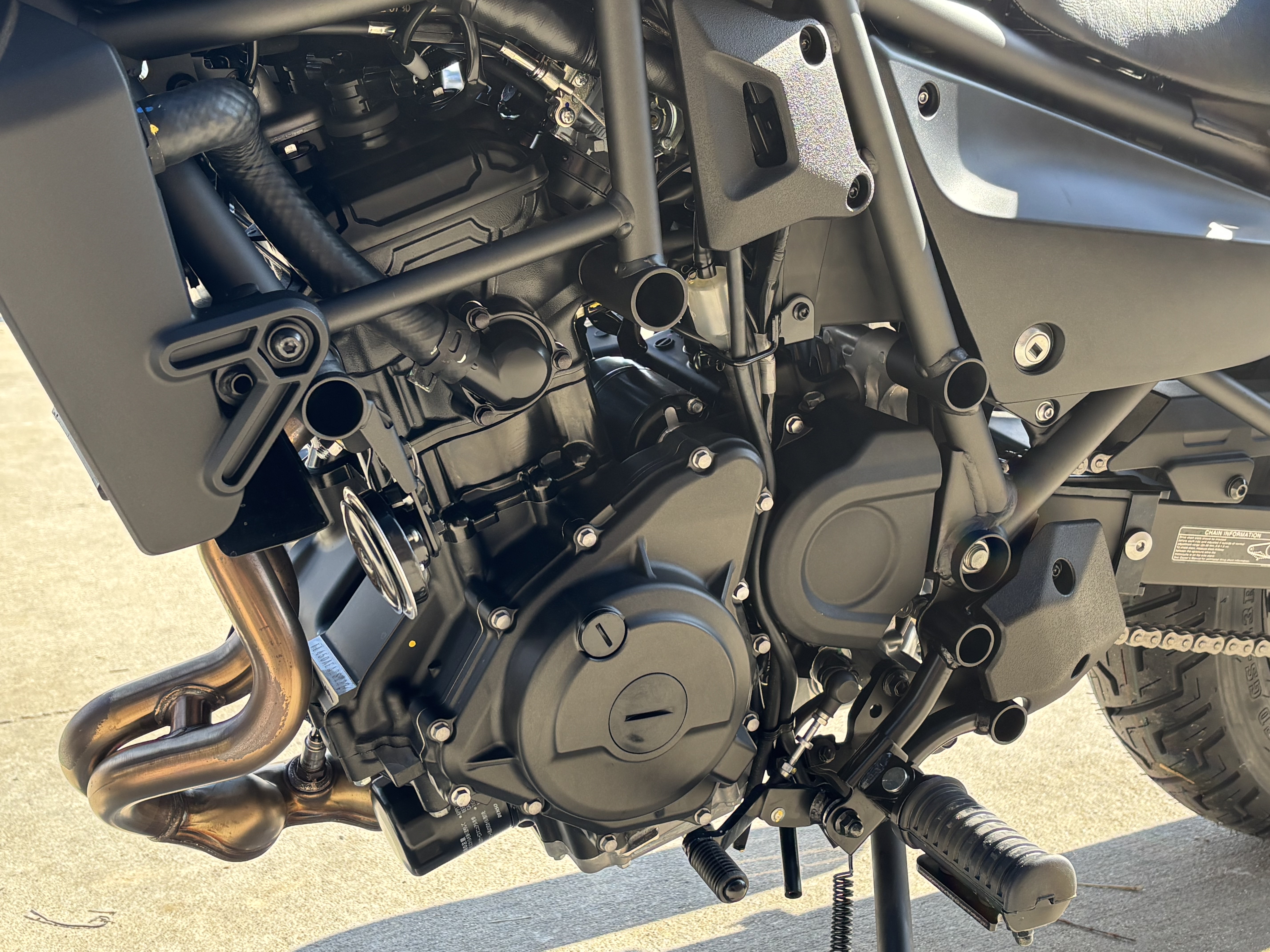 2026 Kawasaki Eliminator ABS in Columbia, Missouri - Photo 8