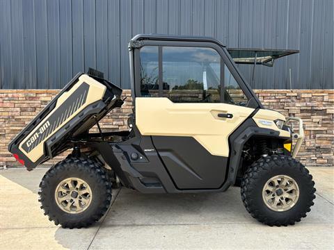 2025 Can-Am Defender Limited in Columbia, Missouri - Photo 6