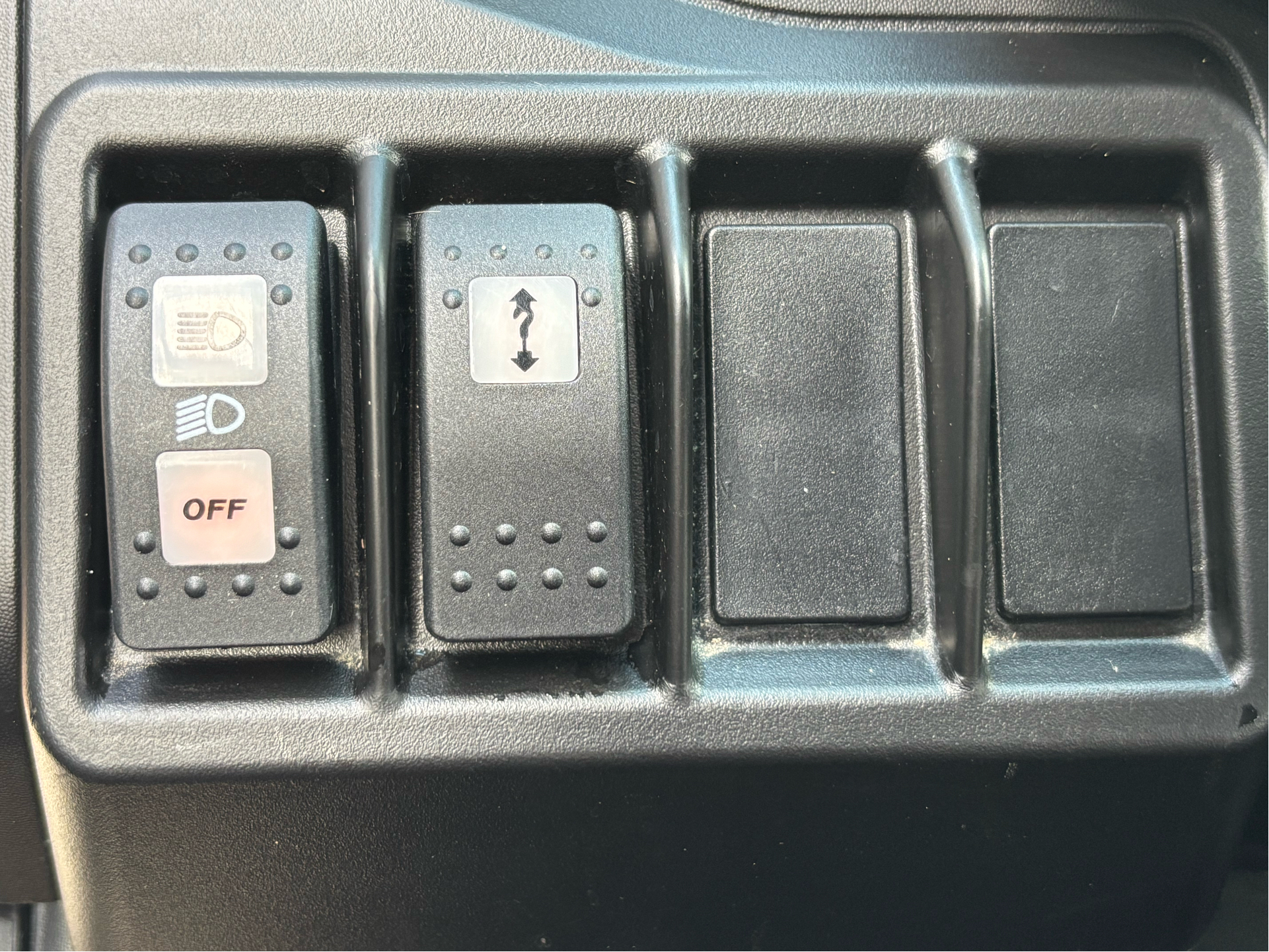 2025 Can-Am Defender Limited in Columbia, Missouri - Photo 11