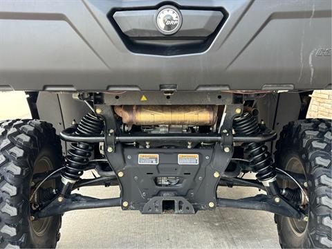 2025 Can-Am Defender Limited in Columbia, Missouri - Photo 15