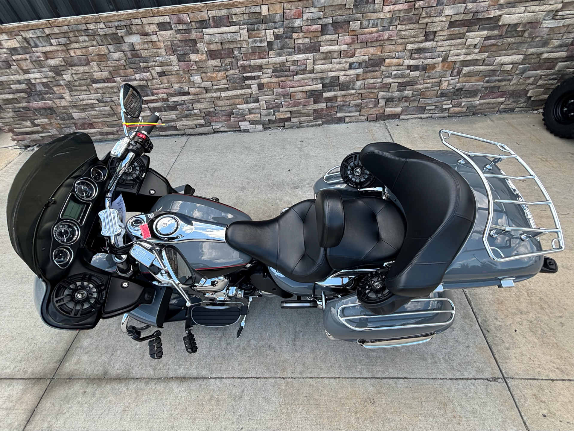 2023 Kawasaki Vulcan 1700 Voyager ABS in Columbia, Missouri - Photo 3