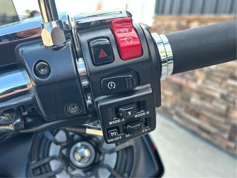 2023 Kawasaki Vulcan 1700 Voyager ABS in Columbia, Missouri - Photo 11