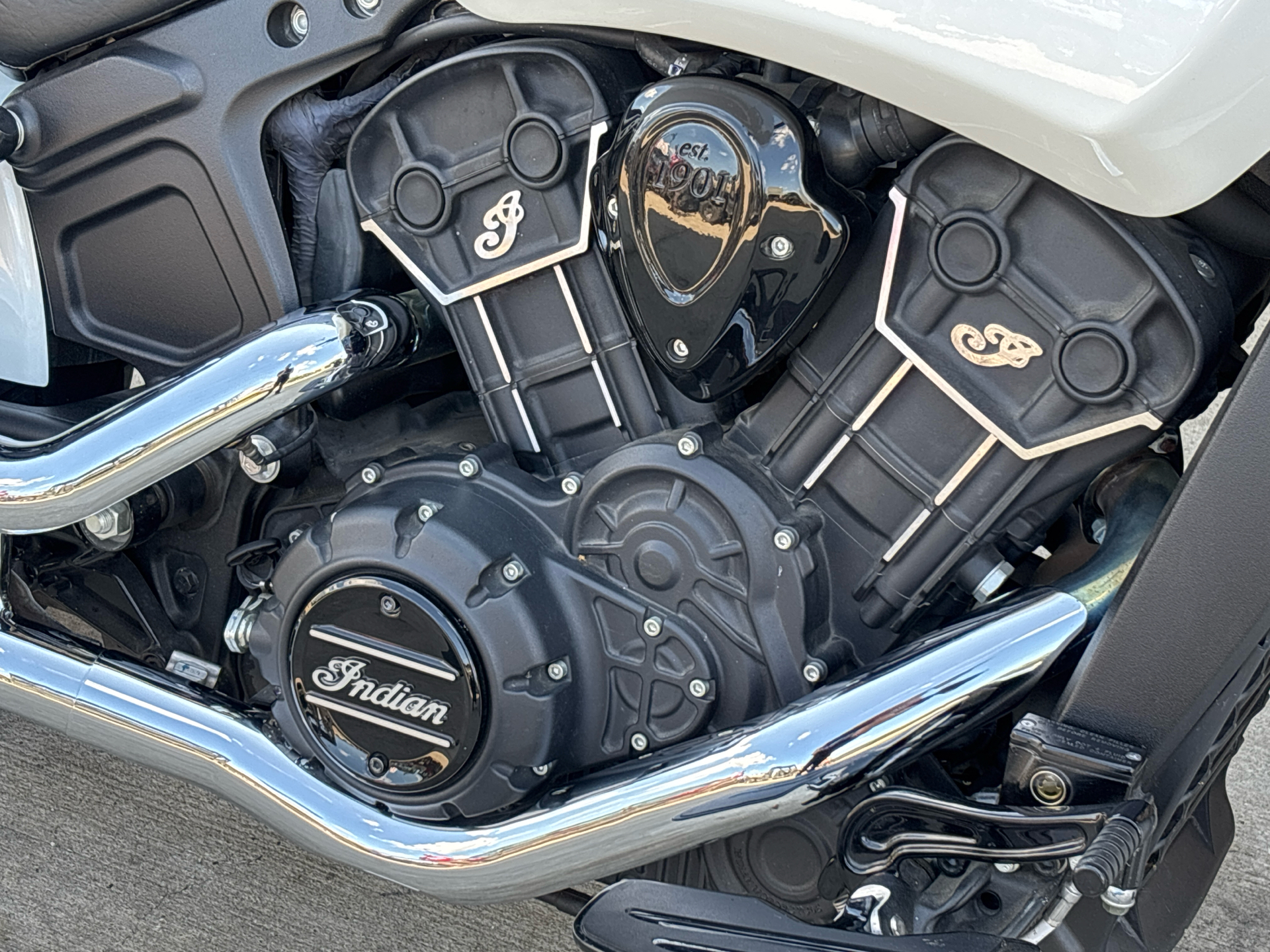 2016 Indian Motorcycle Scout® Sixty in Columbia, Missouri - Photo 4