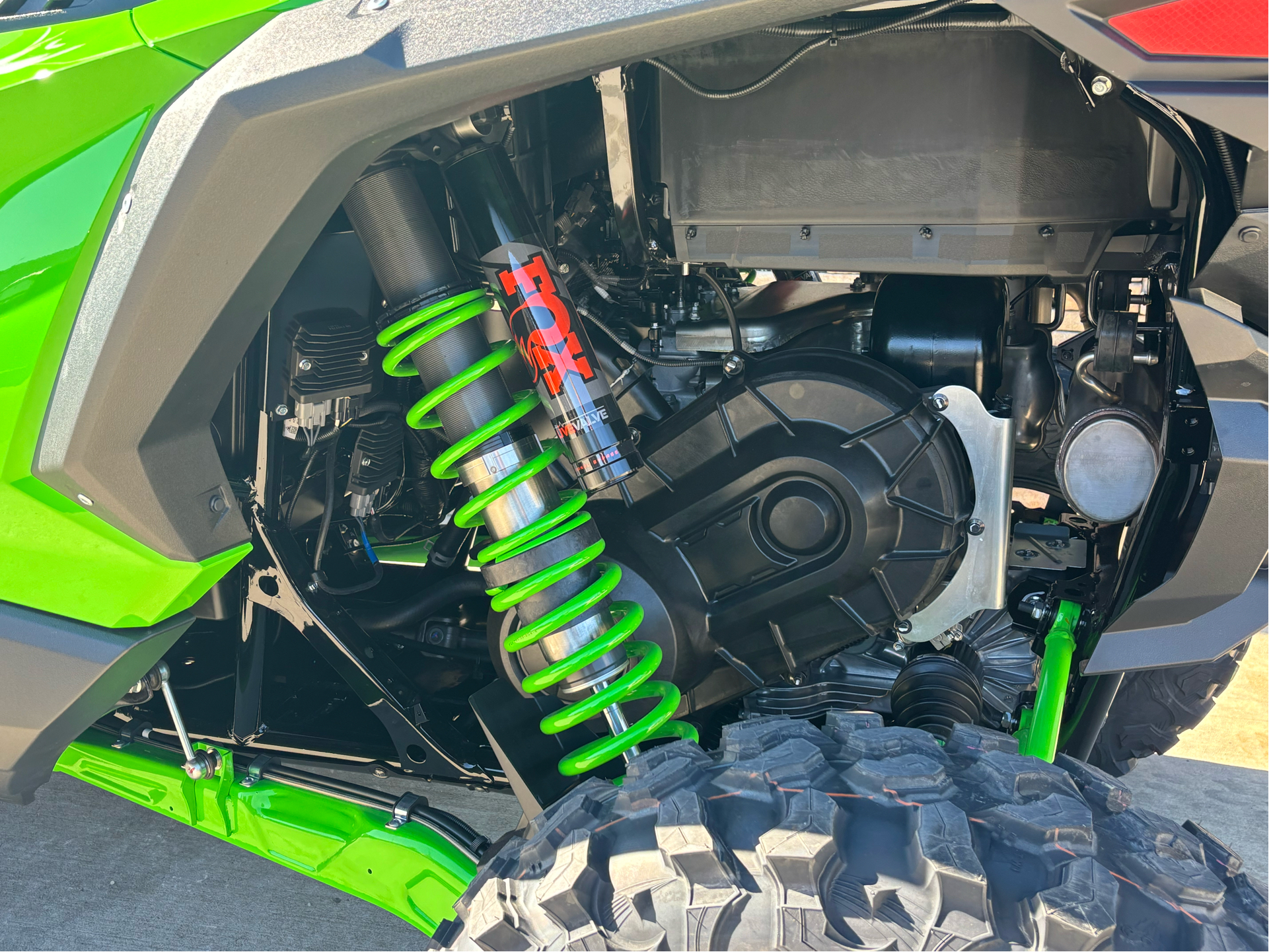 2026 Kawasaki Teryx5 H2 Deluxe eS in Columbia, Missouri - Photo 5