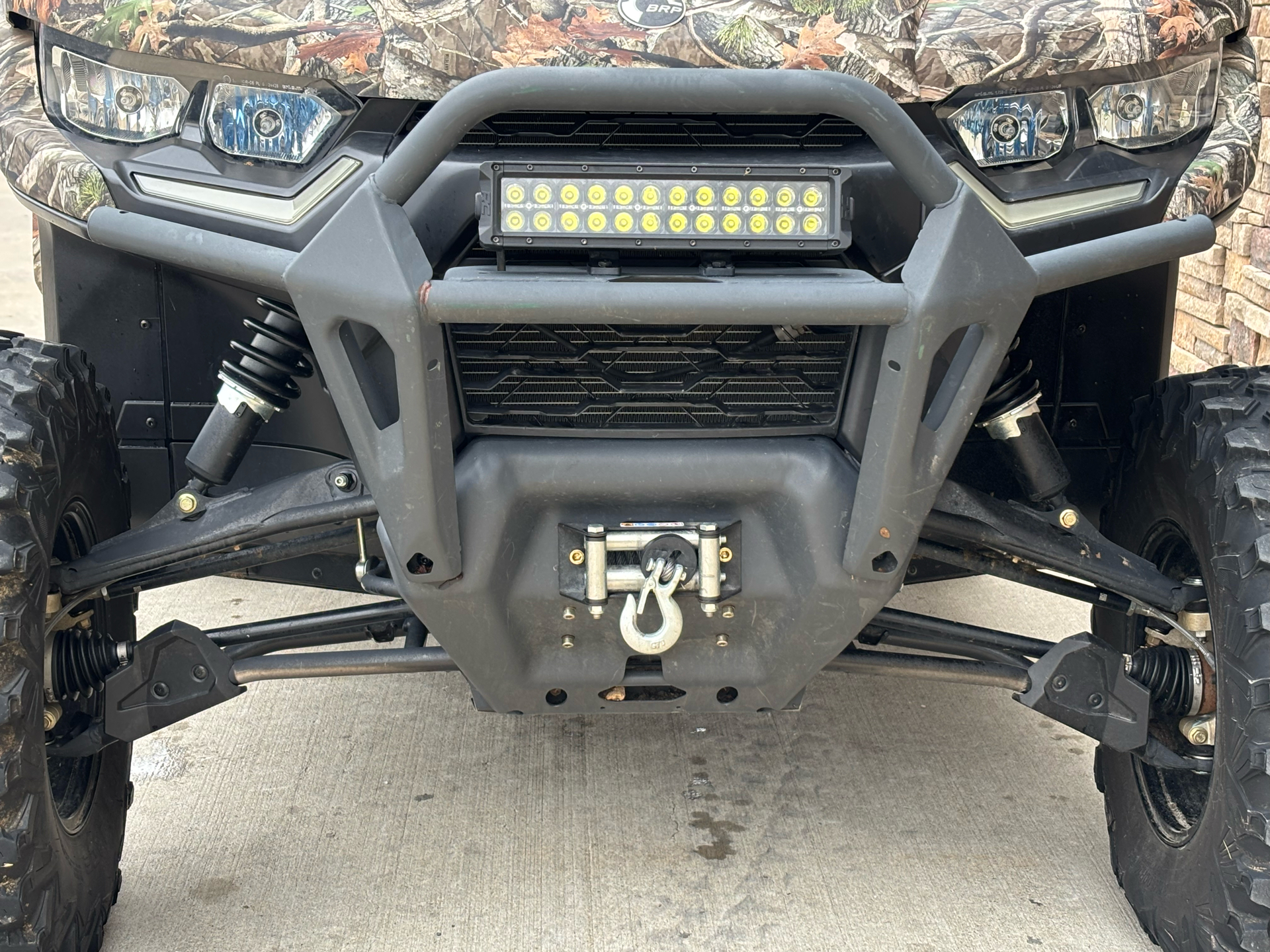 2025 Can-Am Defender XT HD10 in Columbia, Missouri - Photo 14