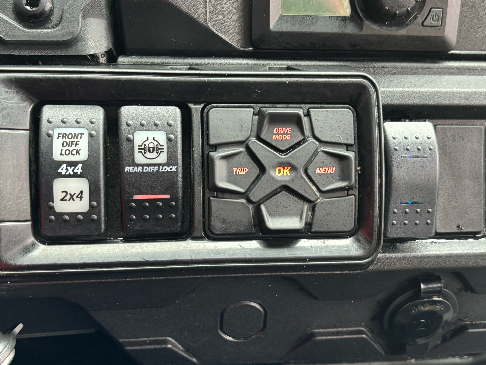 2025 Can-Am Defender XT HD10 in Columbia, Missouri - Photo 8