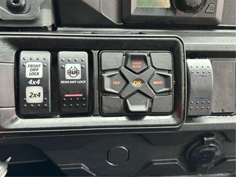 2025 Can-Am Defender XT HD10 in Columbia, Missouri - Photo 8