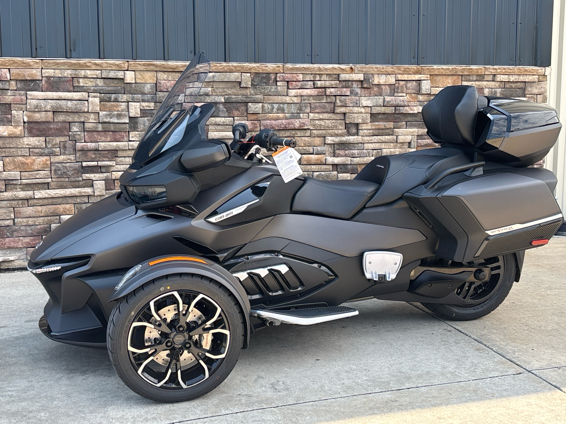 2025 Can-Am Spyder RT Limited in Columbia, Missouri - Photo 2