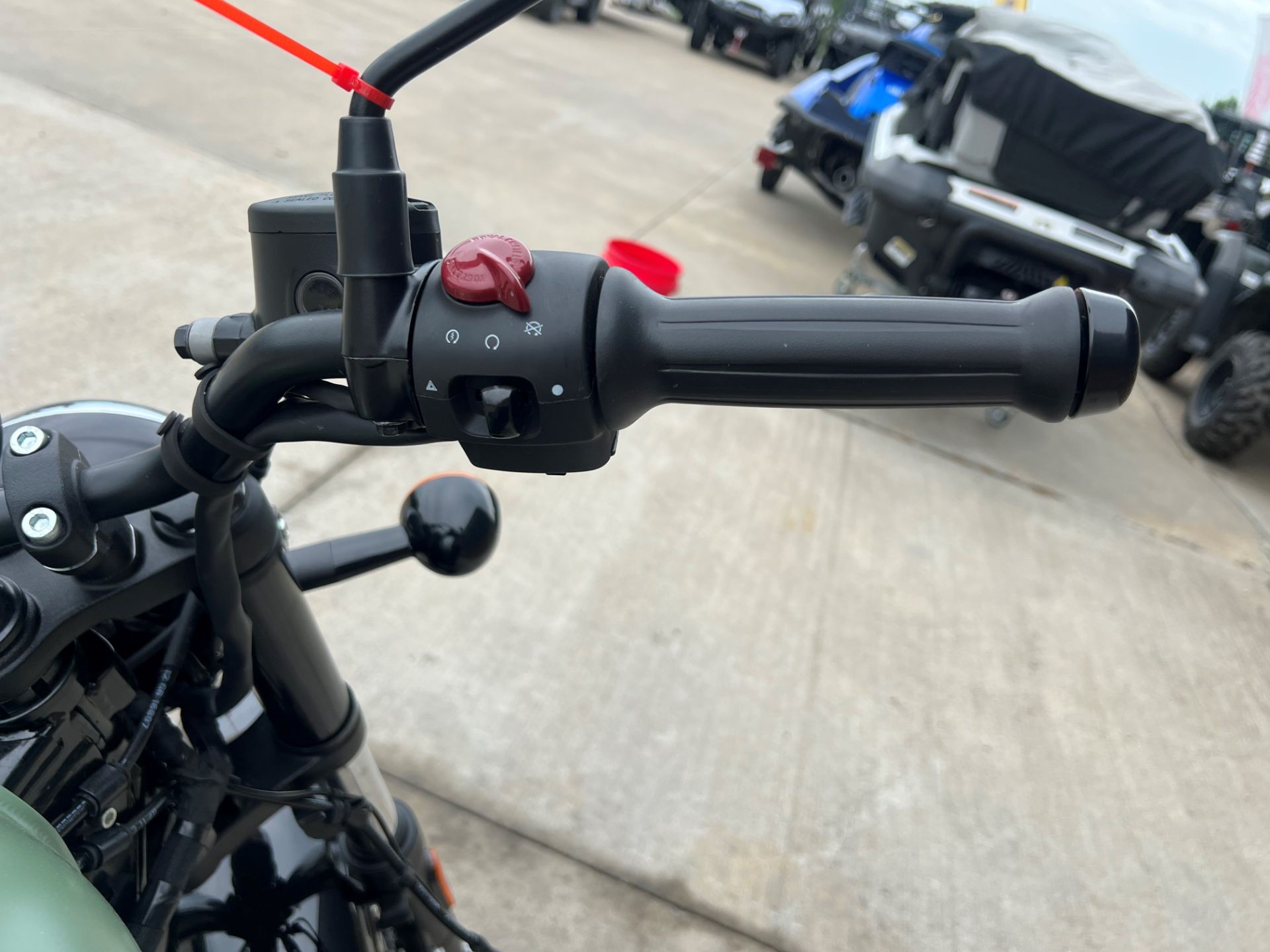 2024 Royal Enfield Meteor 350 in Columbia, Missouri - Photo 10