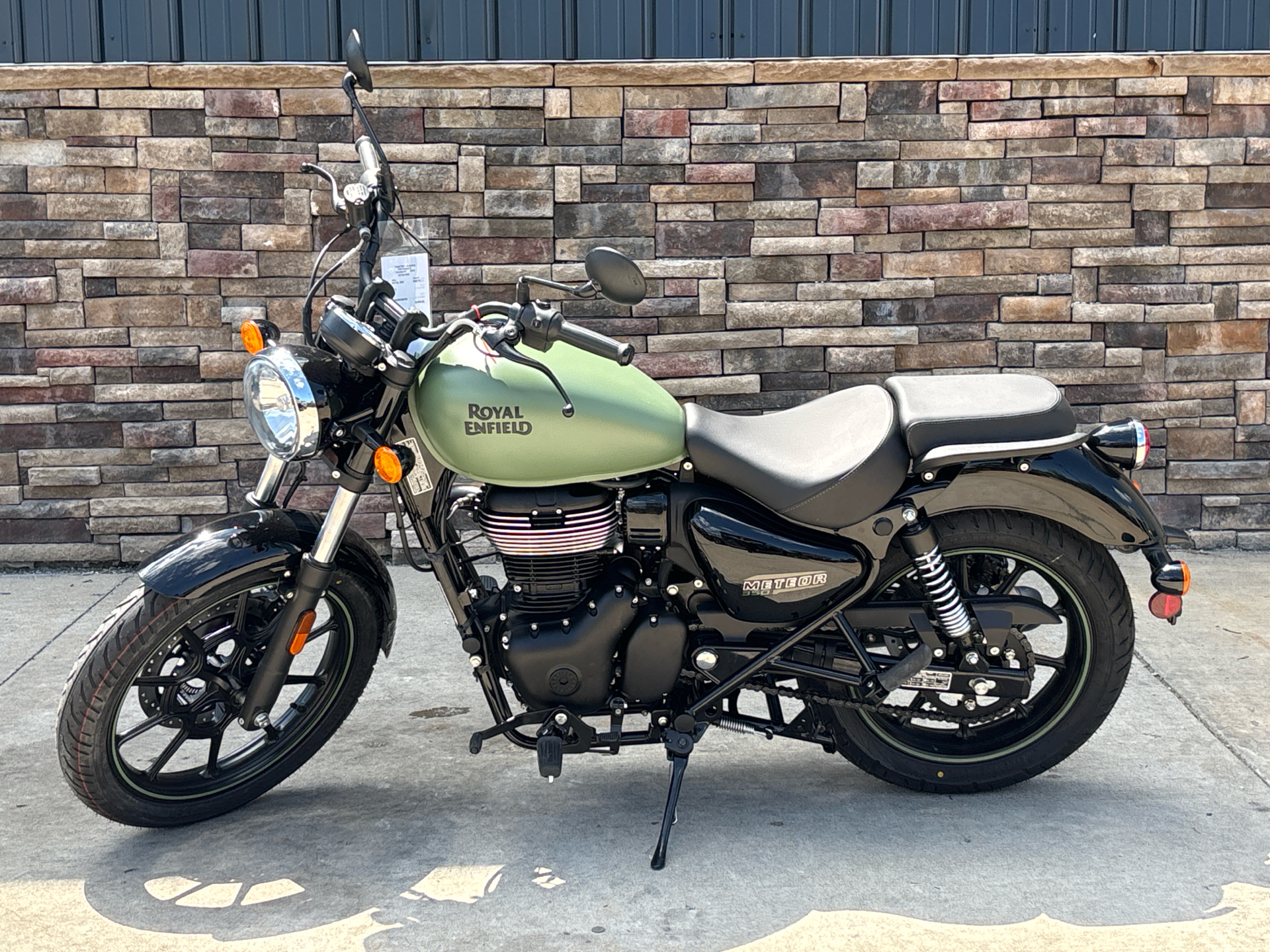 2024 Royal Enfield Meteor 350 in Columbia, Missouri - Photo 1