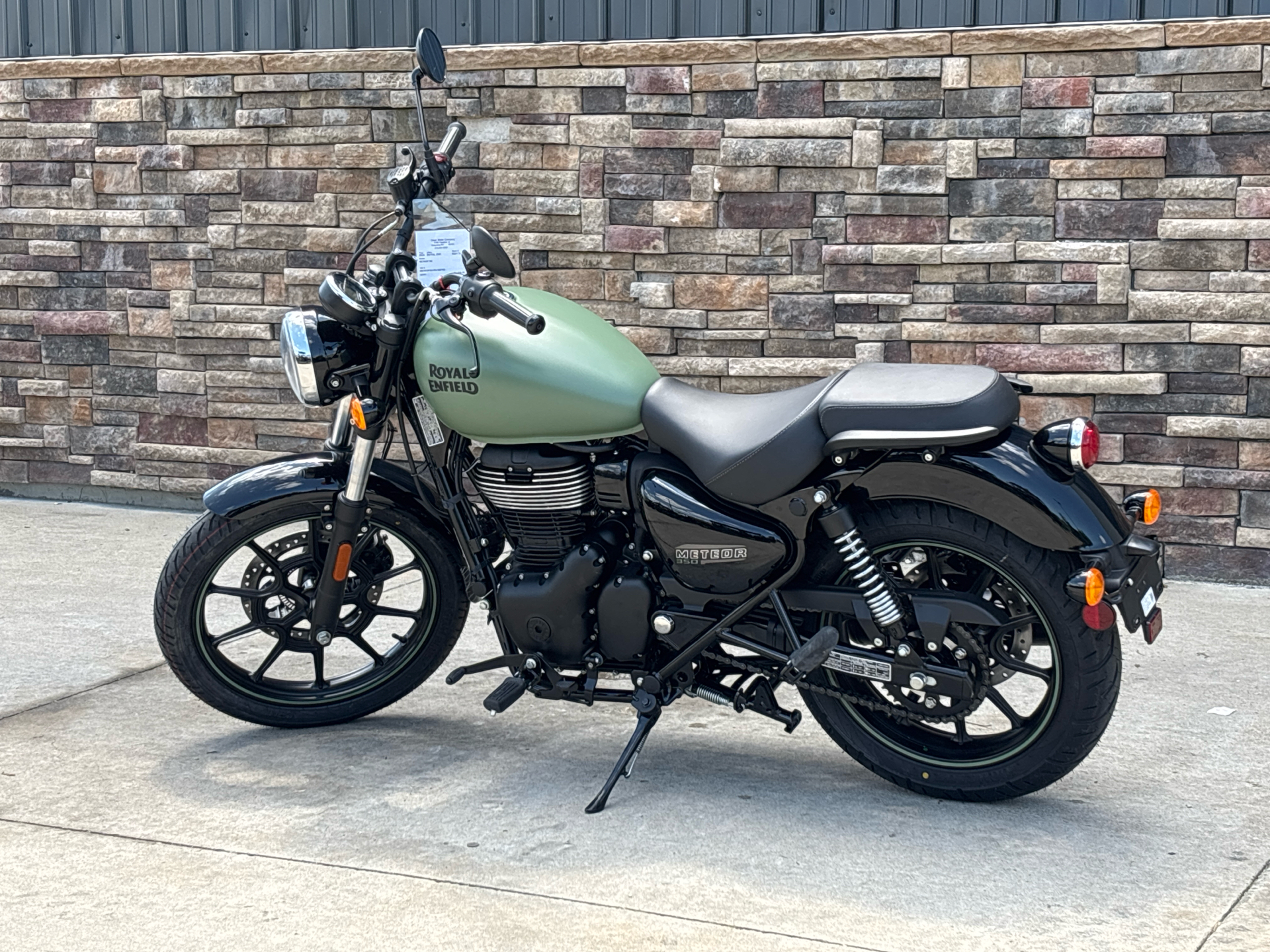 2024 Royal Enfield Meteor 350 in Columbia, Missouri - Photo 3