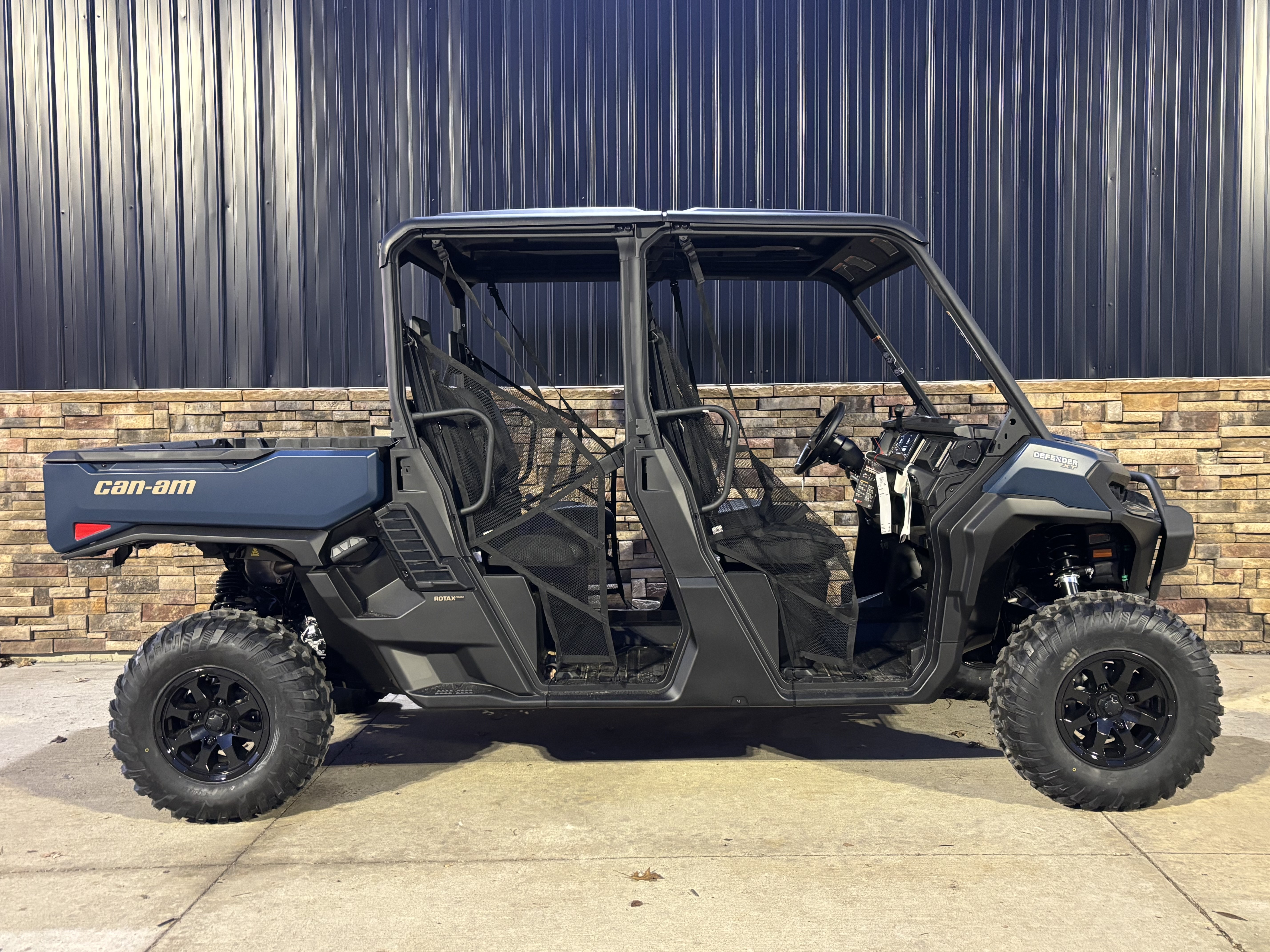 2026 Can-Am Defender MAX XT HD11 in Columbia, Missouri - Photo 16