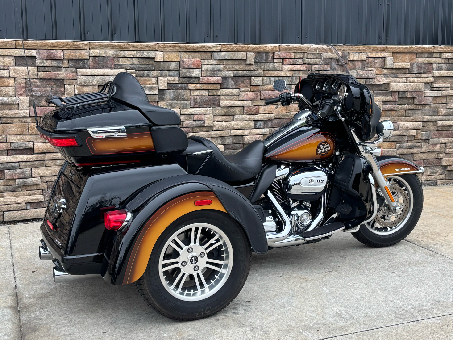 2024 Harley-Davidson Tri Glide® Ultra in Columbia, Missouri - Photo 2
