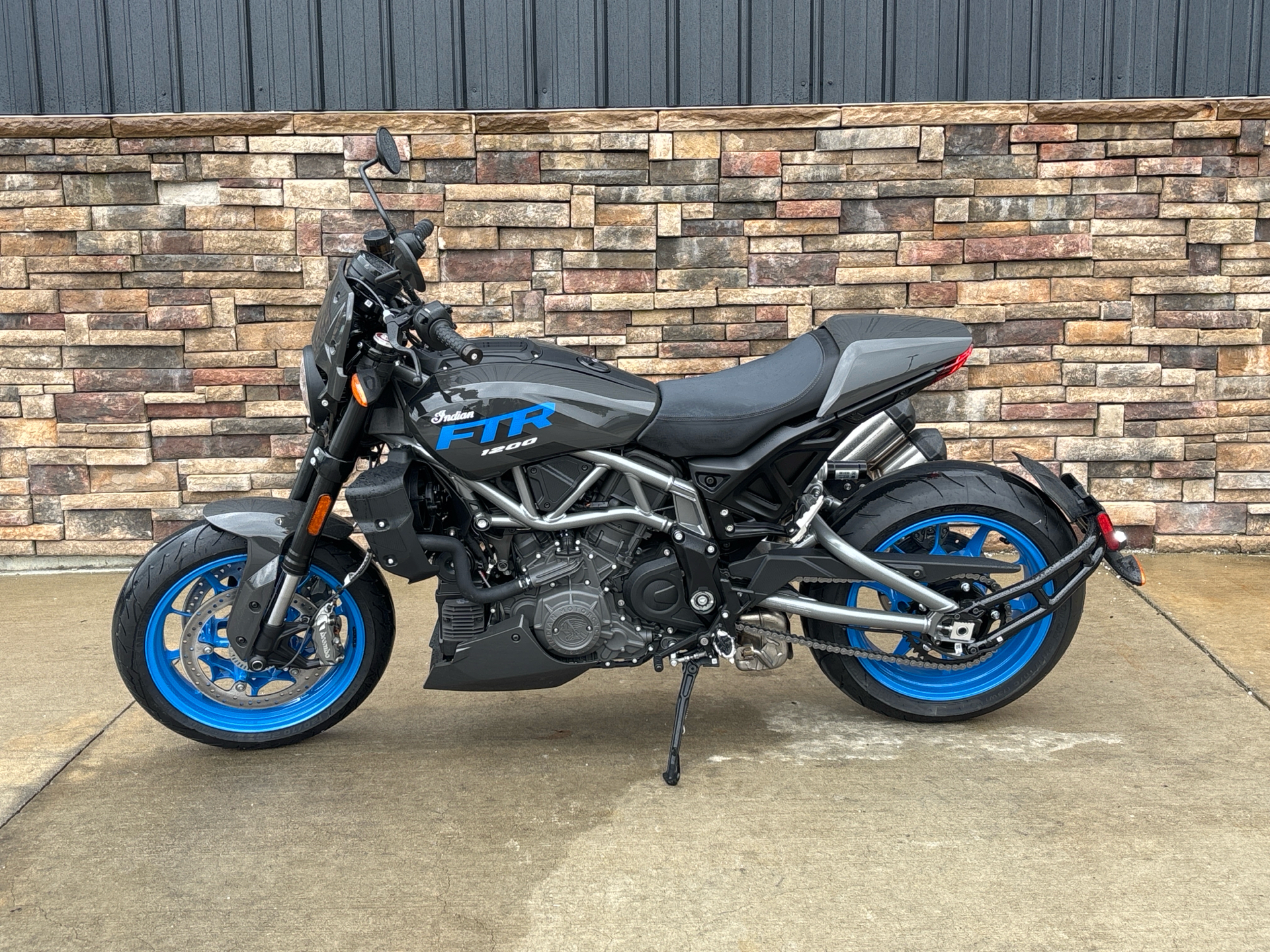2024 Indian Motorcycle FTR Sport in Columbia, Missouri - Photo 11