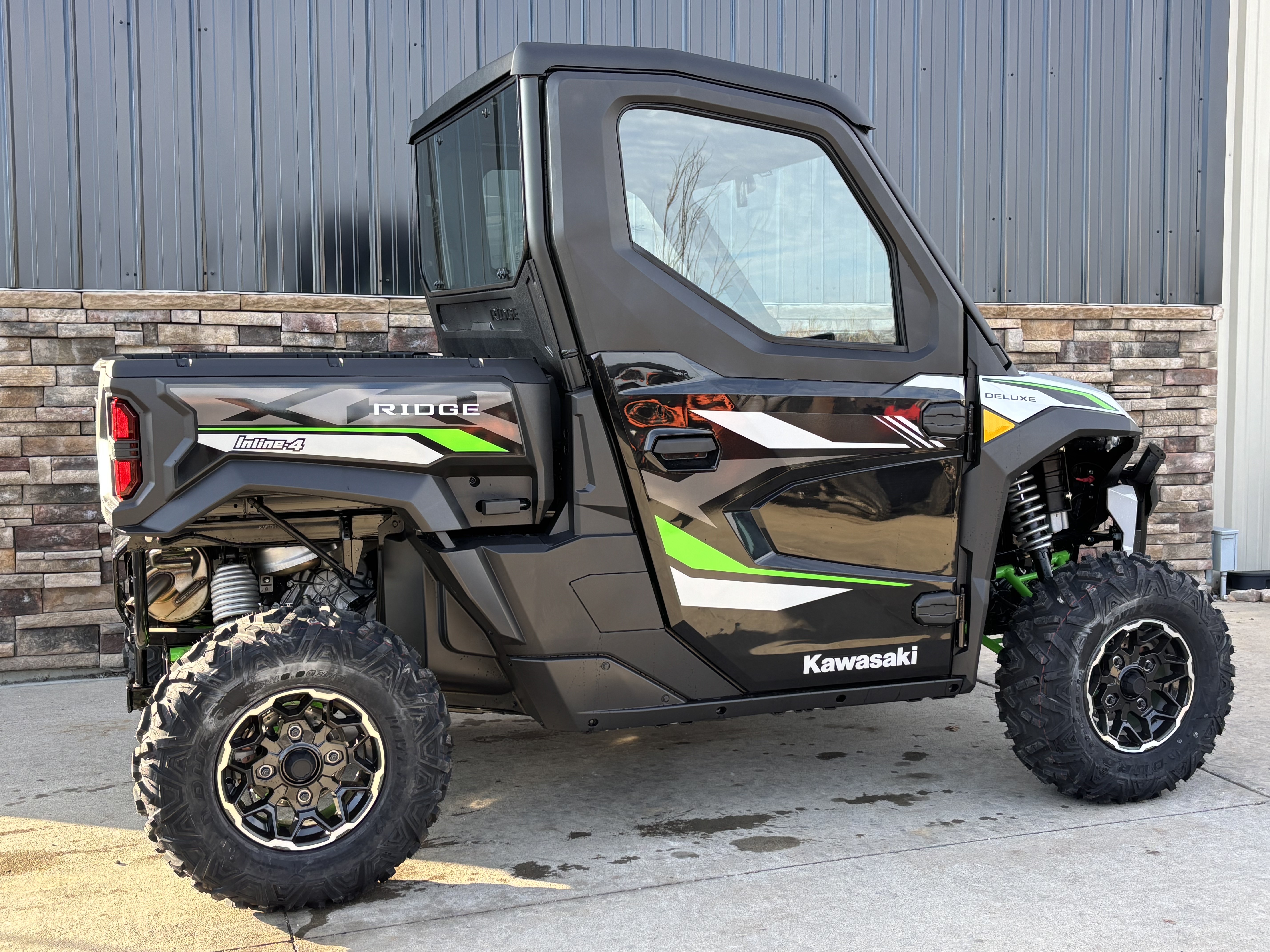 2025 Kawasaki RIDGE XR Deluxe HVAC in Columbia, Missouri - Photo 2