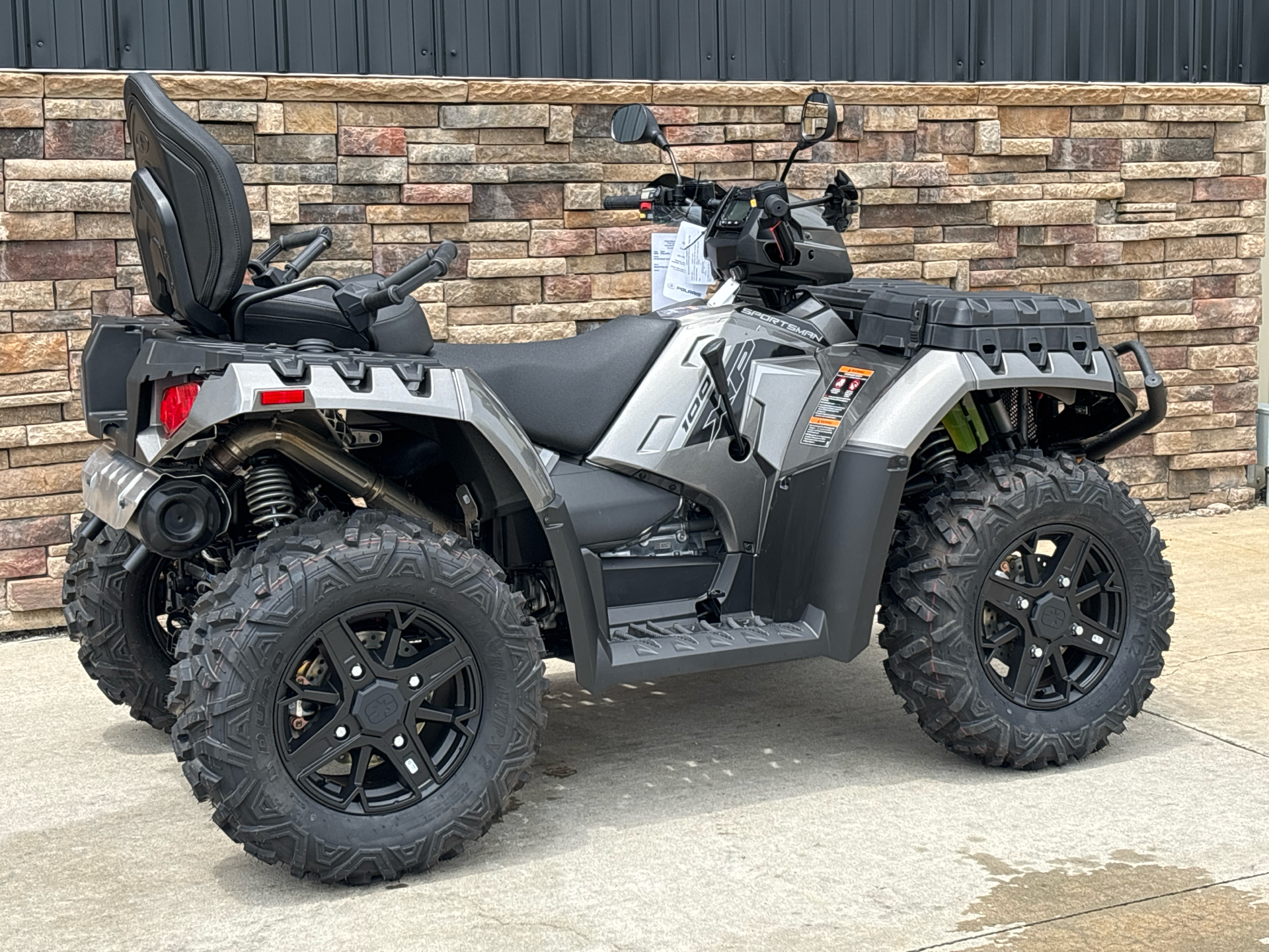 2025 Polaris Sportsman Touring XP 1000 Trail in Columbia, Missouri - Photo 2