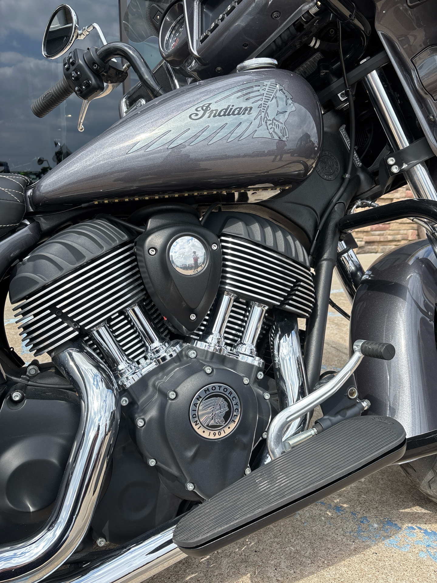 2018 Indian Motorcycle Chieftain® ABS in Columbia, Missouri - Photo 7