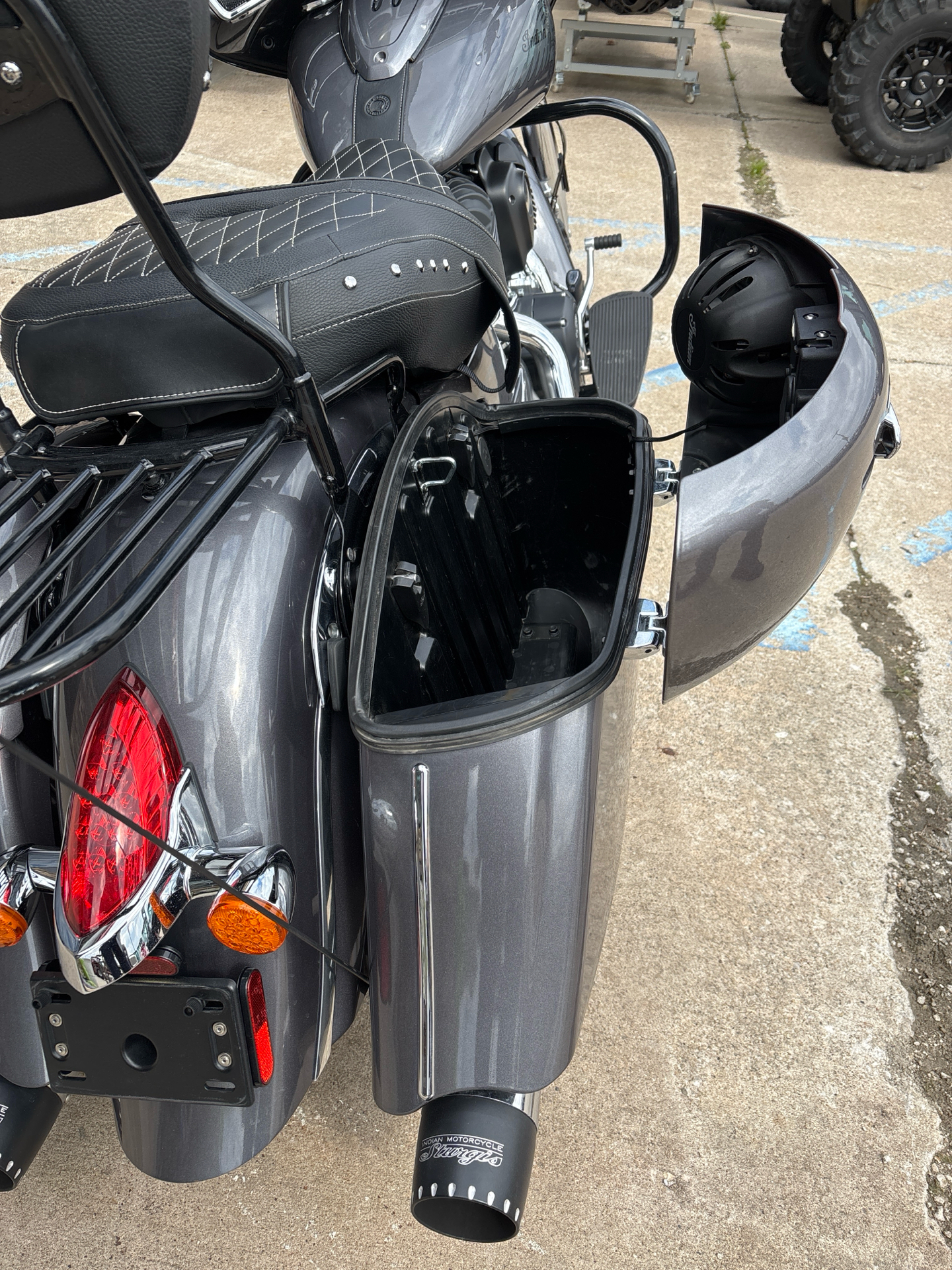 2018 Indian Motorcycle Chieftain® ABS in Columbia, Missouri - Photo 8