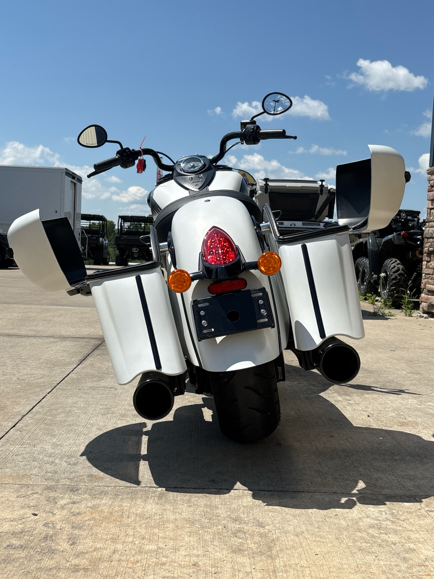 2019 Indian Motorcycle Springfield® Dark Horse® ABS in Columbia, Missouri - Photo 11