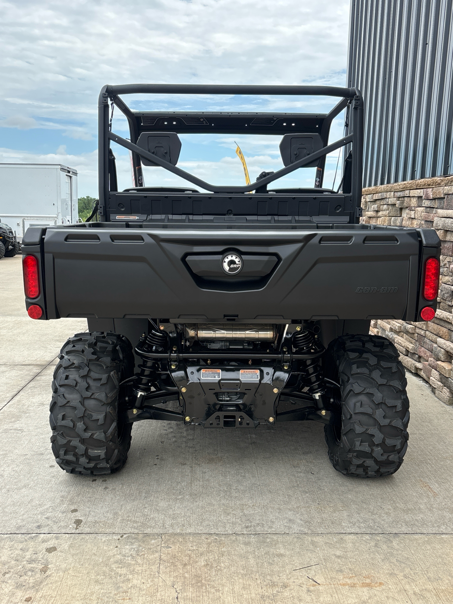 2025 Can-Am Defender DPS HD9 in Columbia, Missouri - Photo 9