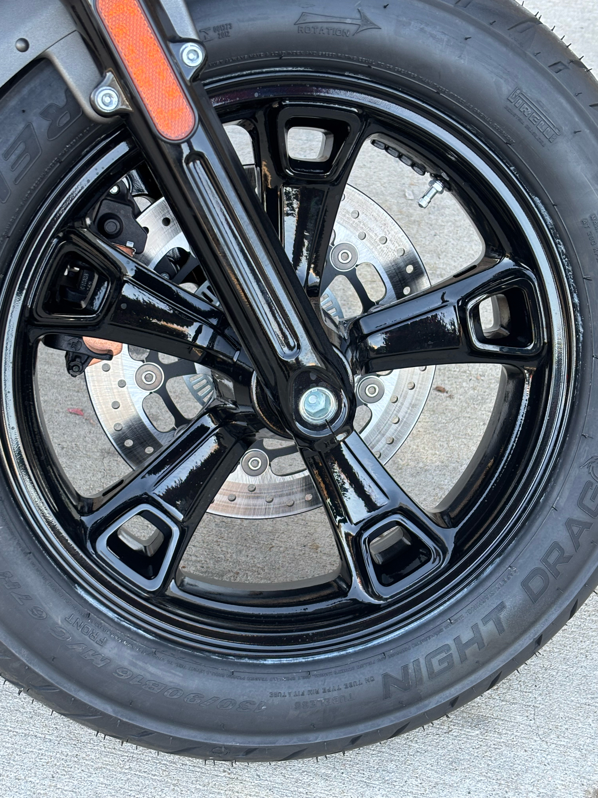 2025 Indian Motorcycle Scout® Sixty Bobber Limited in Columbia, Missouri - Photo 8