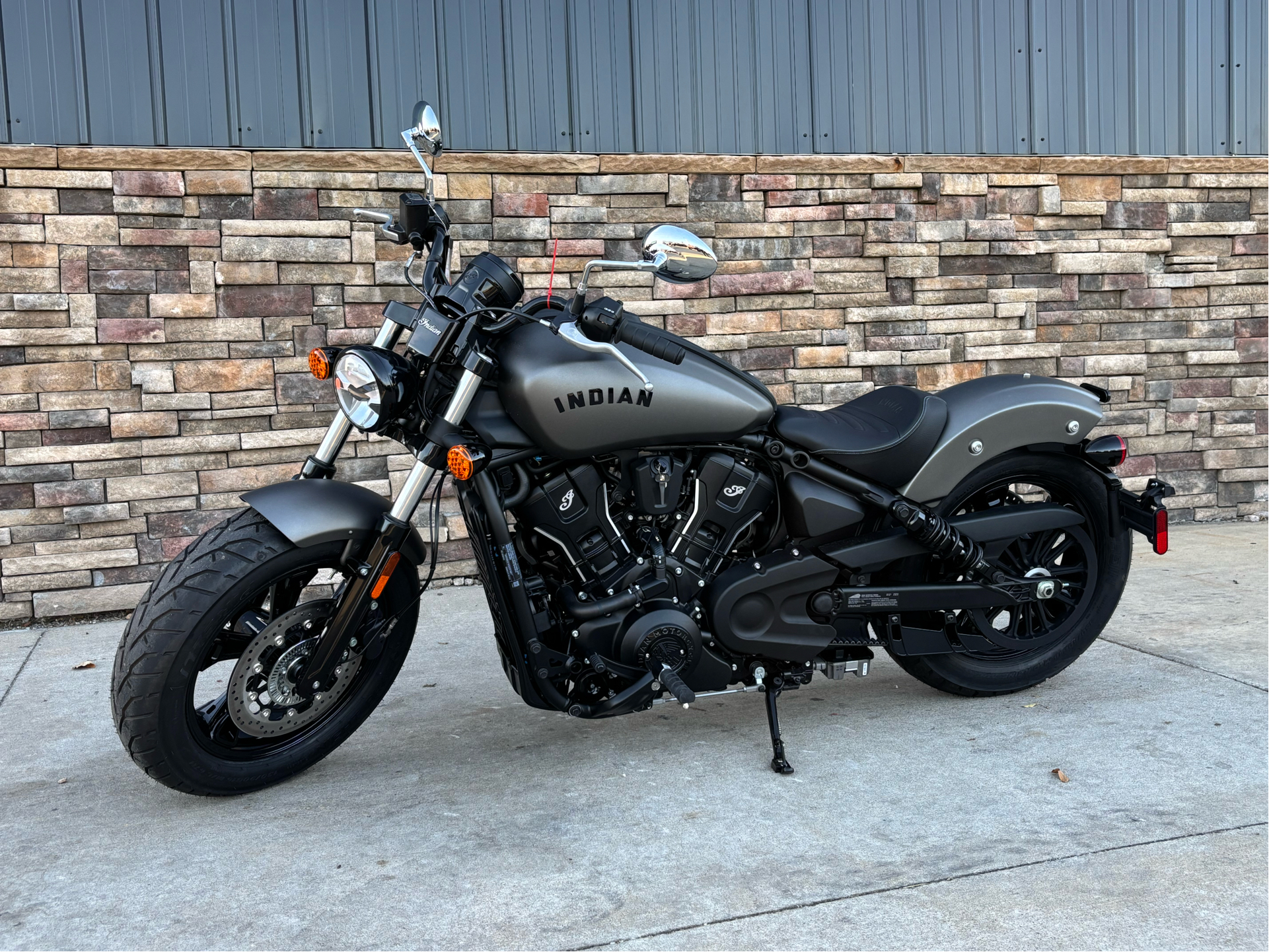 2025 Indian Motorcycle Scout® Sixty Bobber Limited in Columbia, Missouri - Photo 2