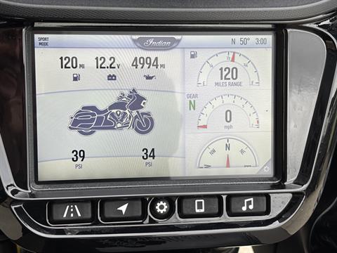 2022 Indian Motorcycle Challenger® Dark Horse® in Columbia, Missouri - Photo 9