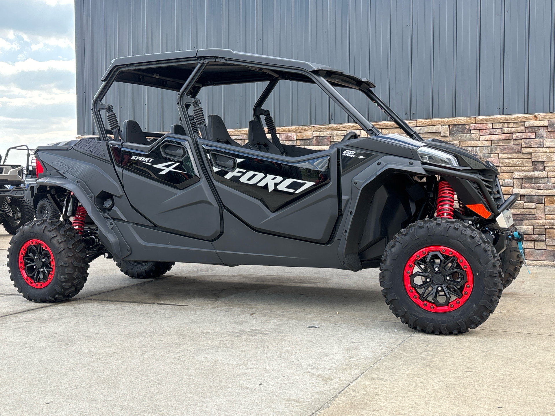 2025 CFMOTO ZForce 950 Sport-4 in Columbia, Missouri - Photo 3
