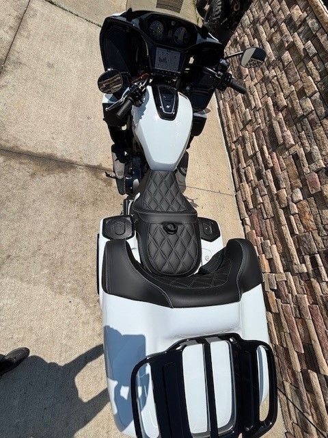 2025 Indian Motorcycle Pursuit® Dark Horse® with 112 in Columbia, Missouri - Photo 6