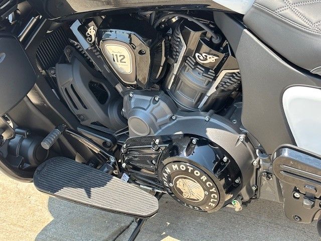 2025 Indian Motorcycle Pursuit® Dark Horse® with 112 in Columbia, Missouri - Photo 12