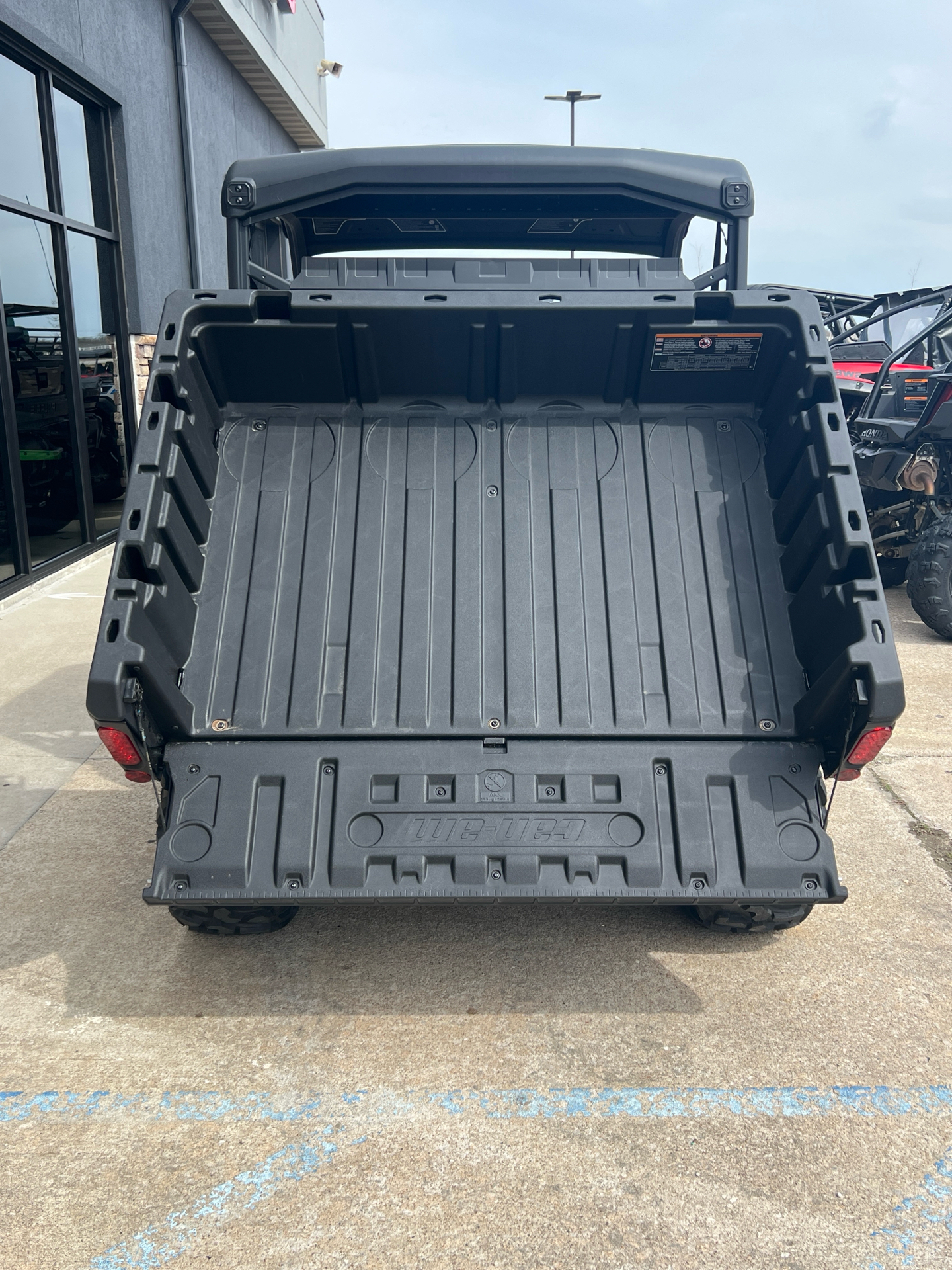 2025 Can-Am Defender XT HD7 in Columbia, Missouri - Photo 8