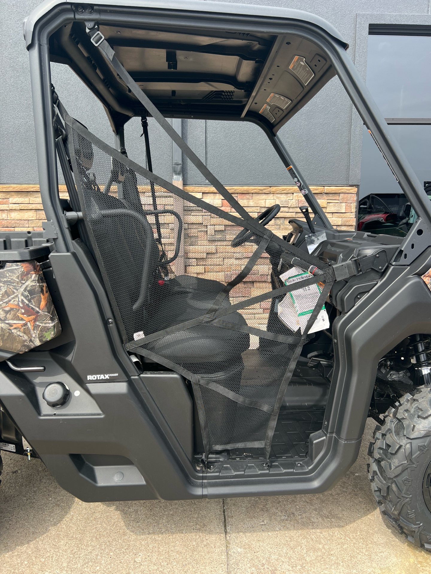 2025 Can-Am Defender XT HD7 in Columbia, Missouri - Photo 2