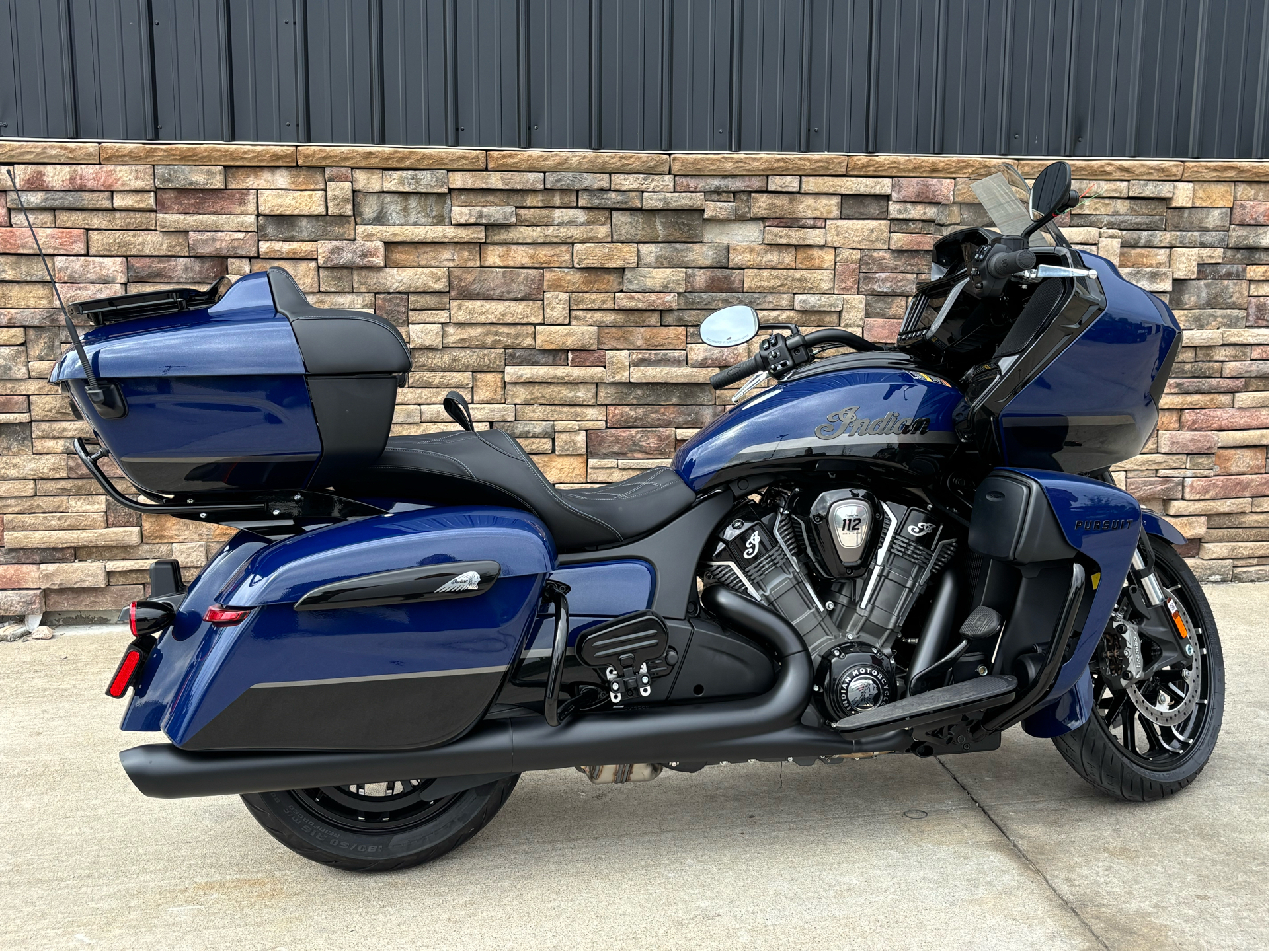 2025 Indian Motorcycle Pursuit® Dark Horse® with 112 in Columbia, Missouri - Photo 15