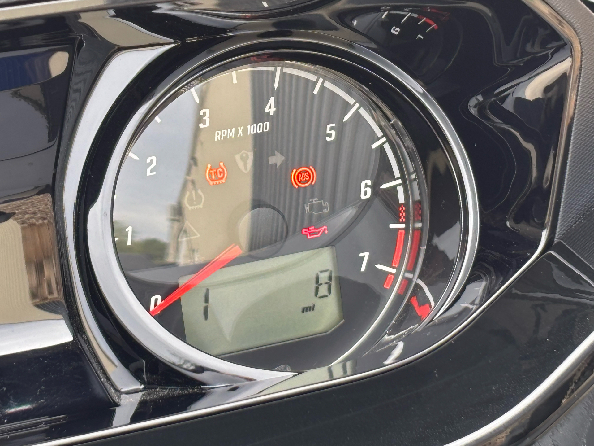 2025 Indian Motorcycle Pursuit® Dark Horse® with 112 in Columbia, Missouri - Photo 6