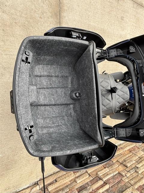 2025 Indian Motorcycle Pursuit® Dark Horse® with 112 in Columbia, Missouri - Photo 11