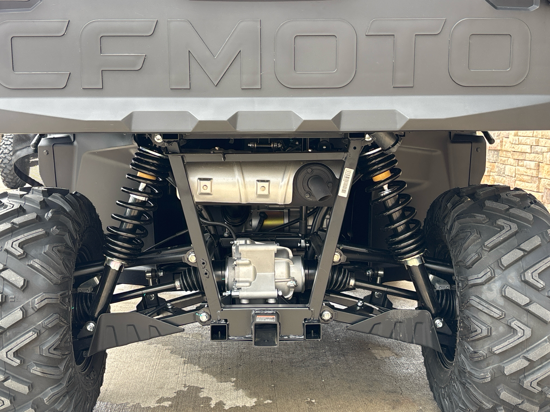 2025 CFMOTO UForce 600 in Columbia, Missouri - Photo 10