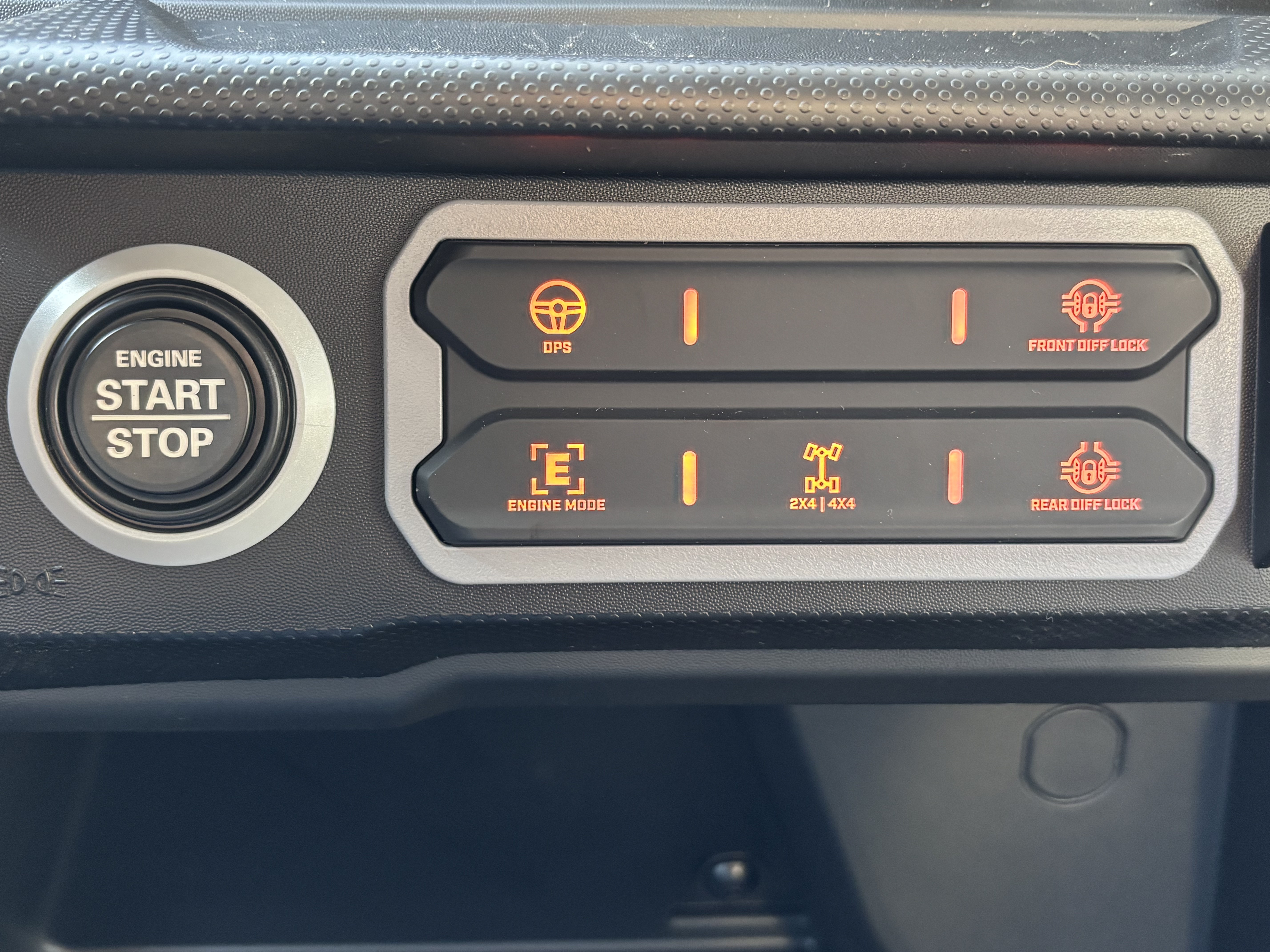 2026 Can-Am Defender XT CAB HD11 in Columbia, Missouri - Photo 11