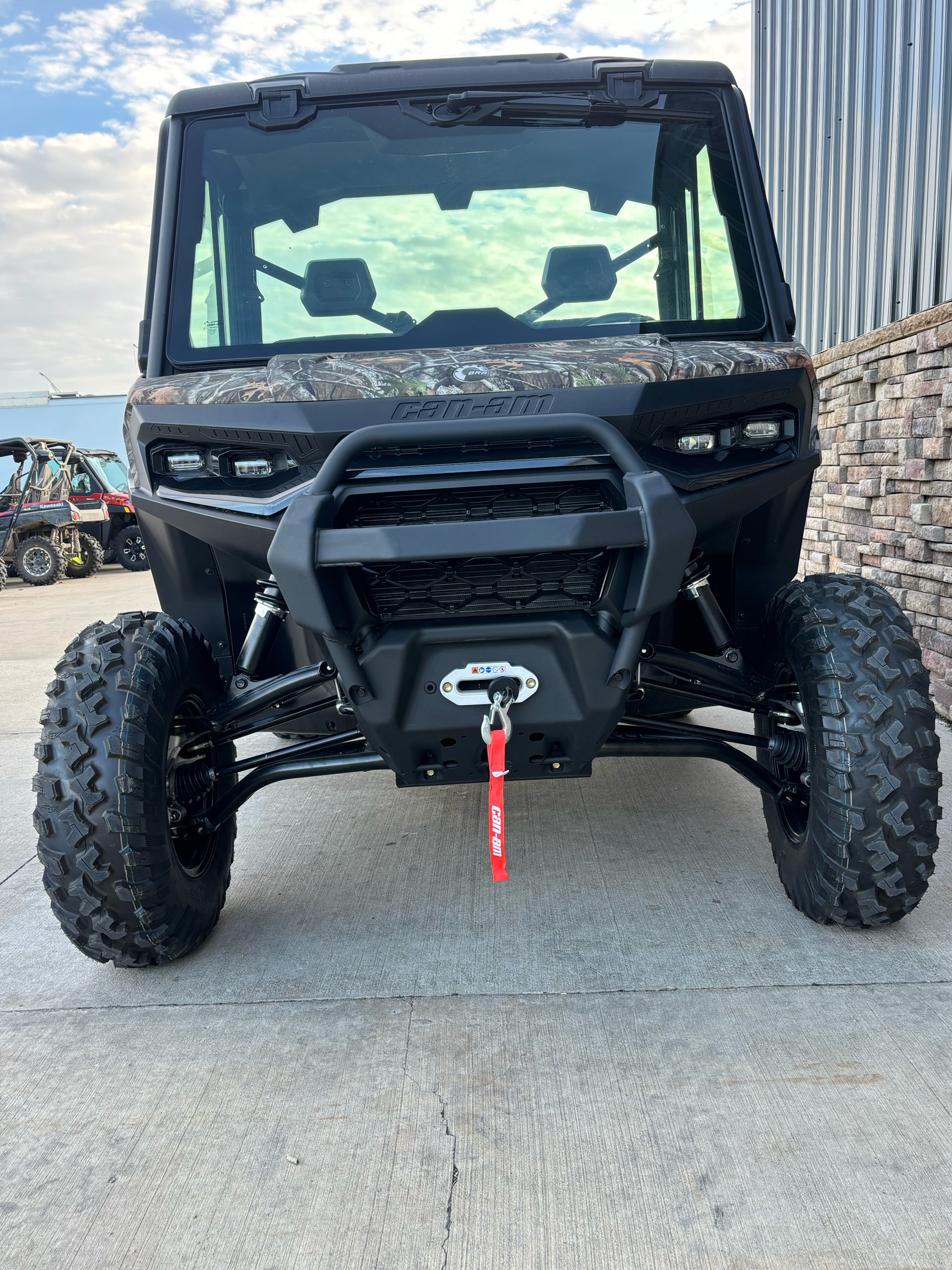 2026 Can-Am Defender XT CAB HD11 in Columbia, Missouri - Photo 4