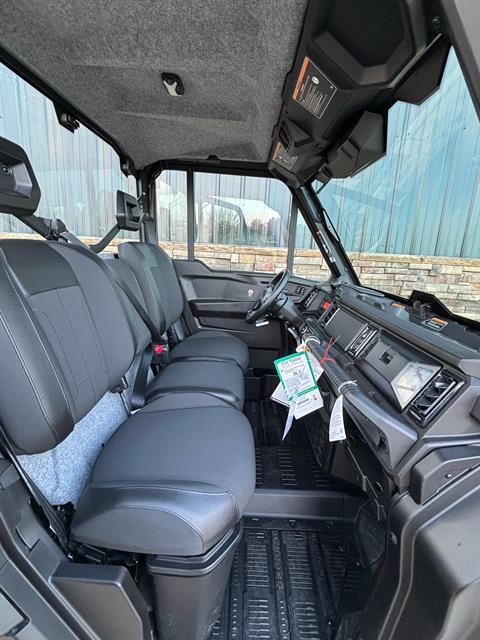 2026 Can-Am Defender XT CAB HD11 in Columbia, Missouri - Photo 13