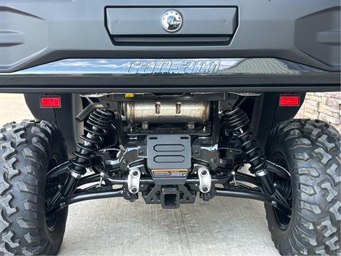 2026 Can-Am Defender XT CAB HD11 in Columbia, Missouri - Photo 15