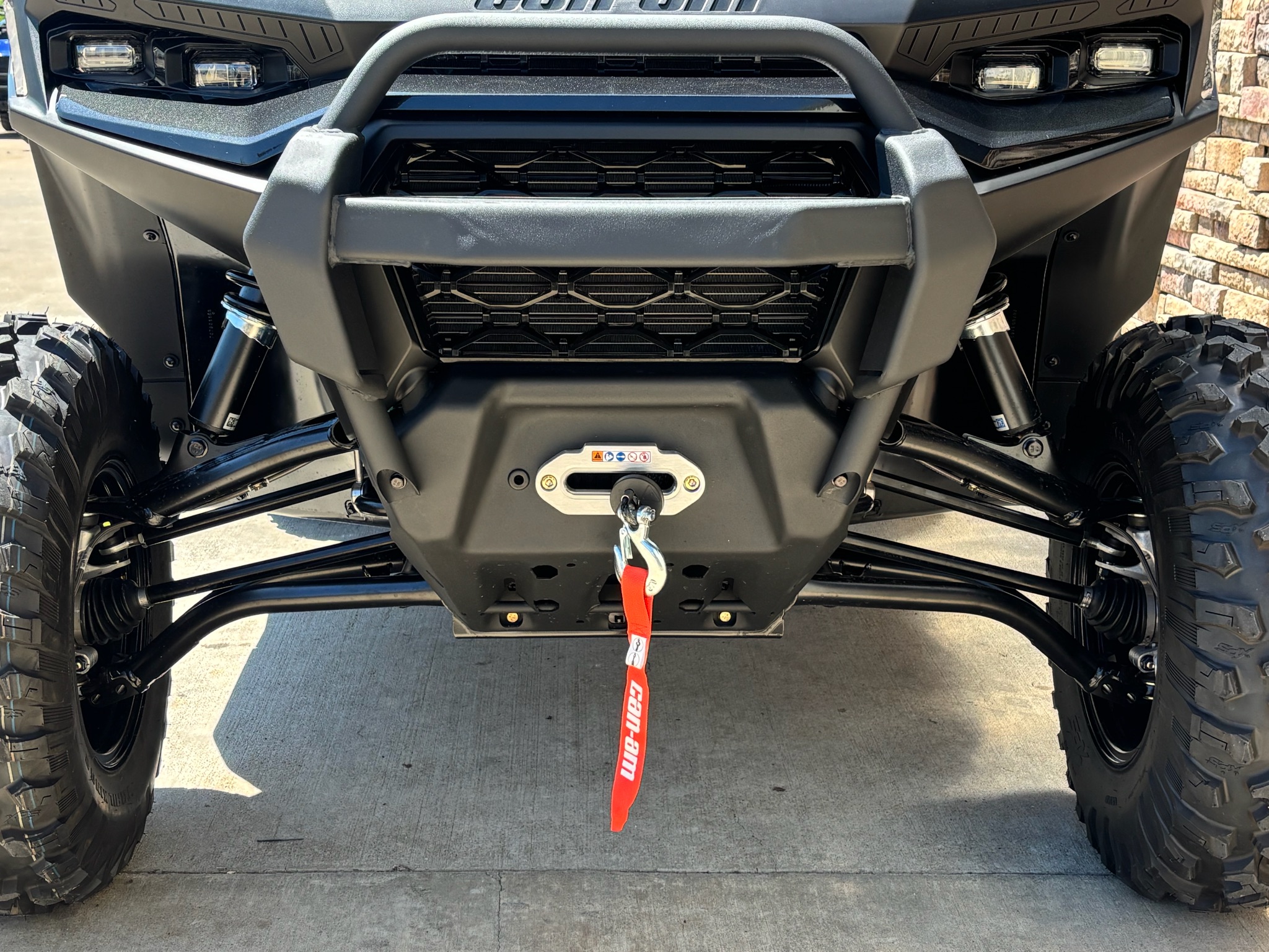 2026 Can-Am Defender XT CAB HD11 in Columbia, Missouri - Photo 7