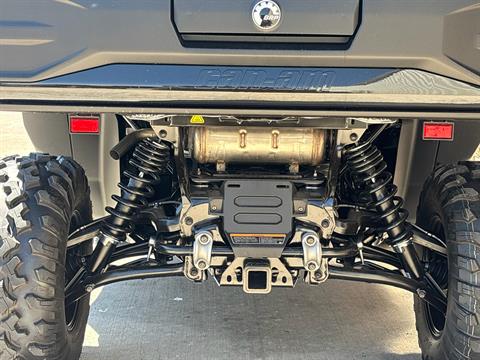 2026 Can-Am Defender XT CAB HD11 in Columbia, Missouri - Photo 16