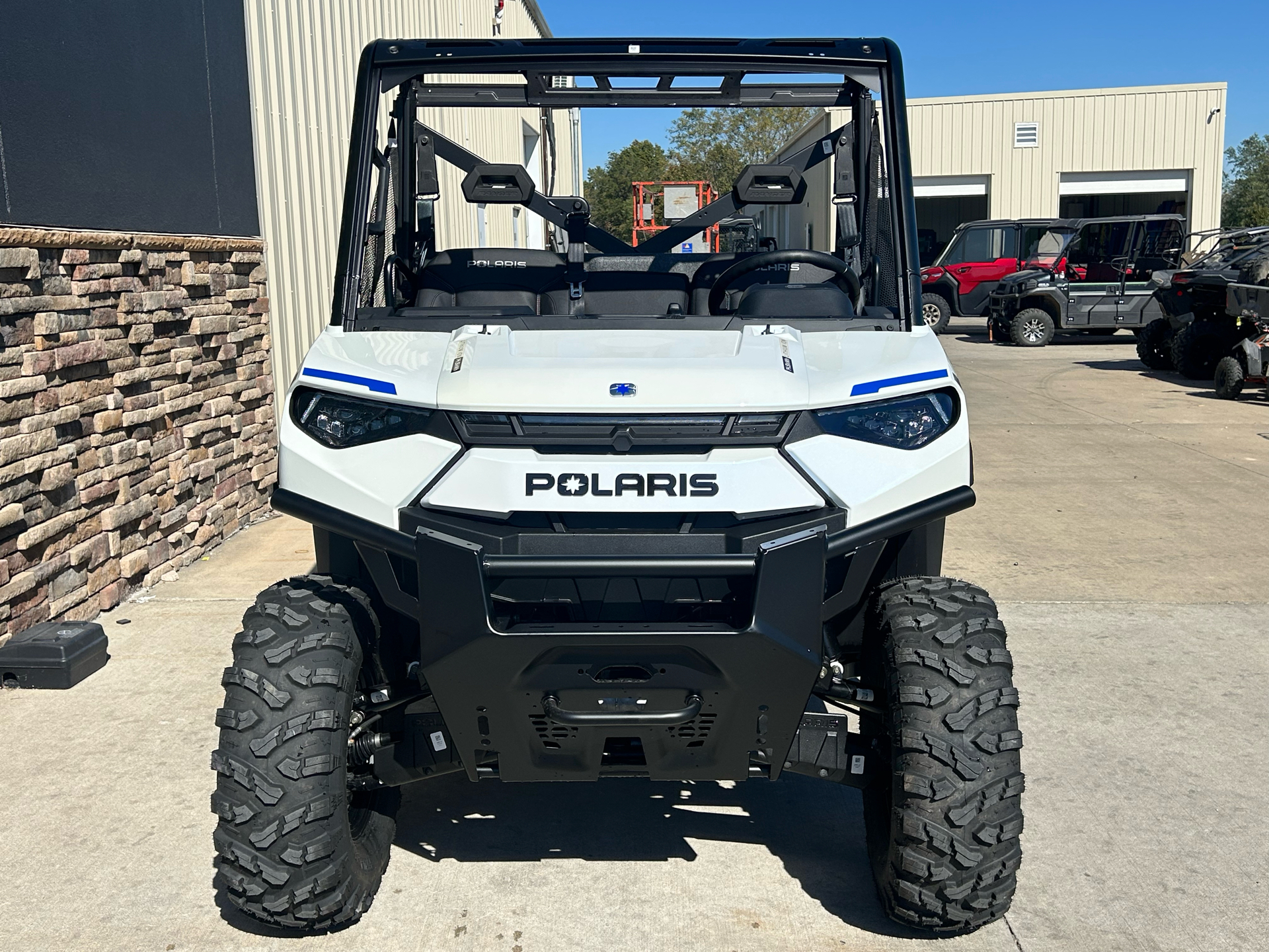 2024 Polaris Ranger XP Kinetic Premium in Columbia, Missouri - Photo 2