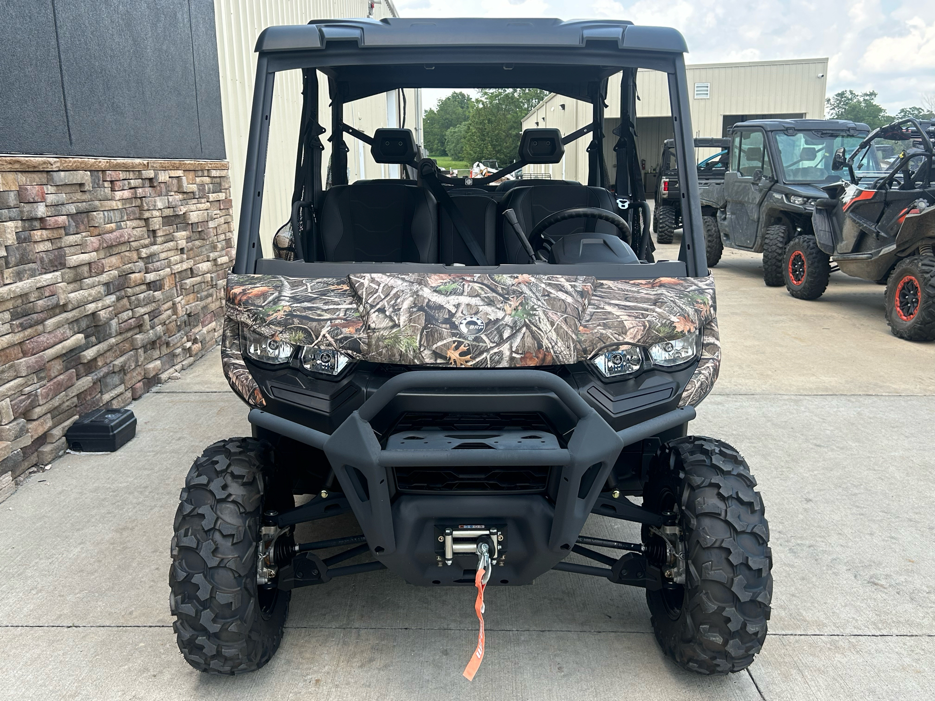 2024 Can-Am Defender MAX XT HD9 in Columbia, Missouri - Photo 2