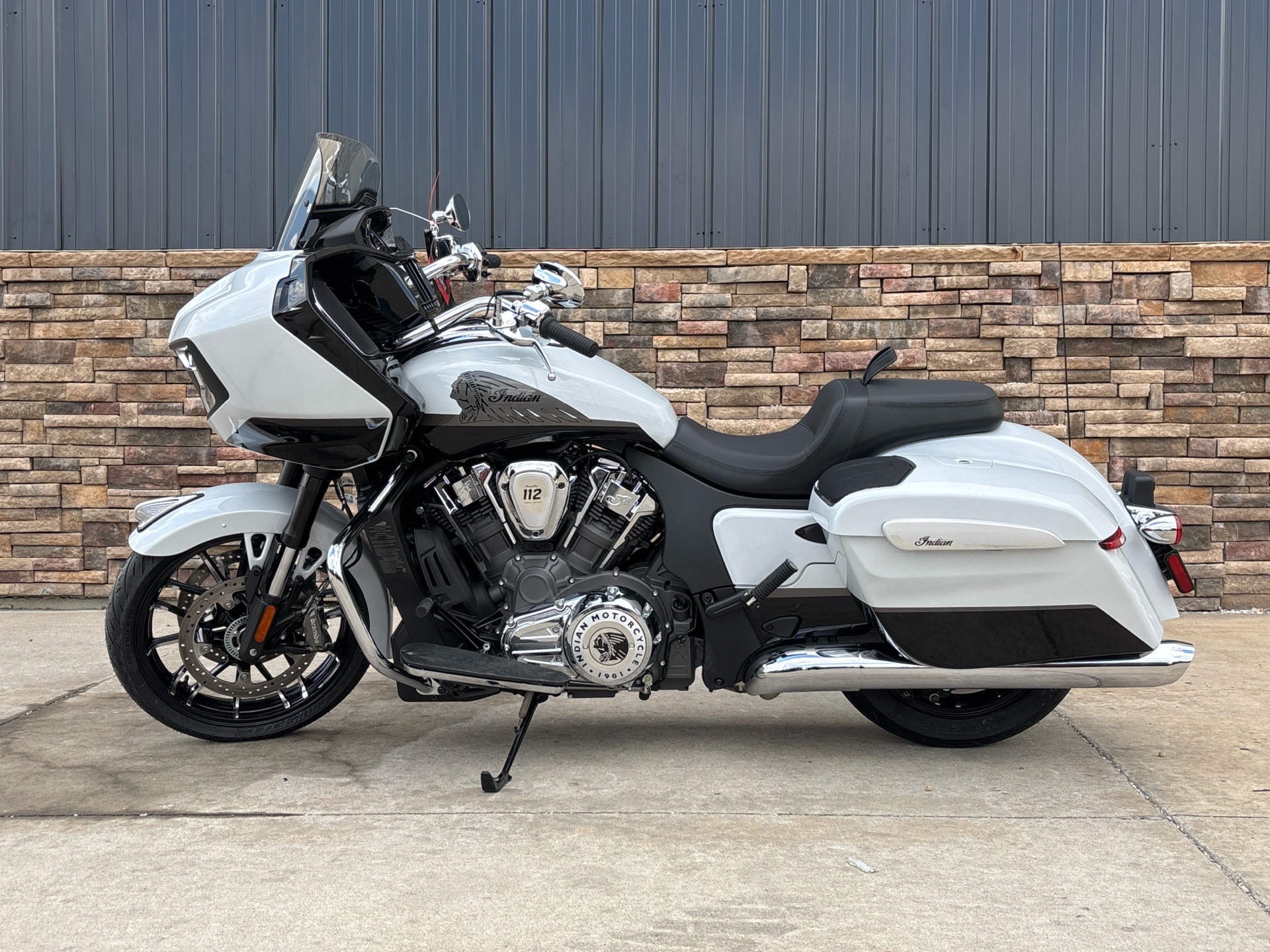 2025 Indian Motorcycle CHALLENGER LIMITED 112  RA in Columbia, Missouri - Photo 1