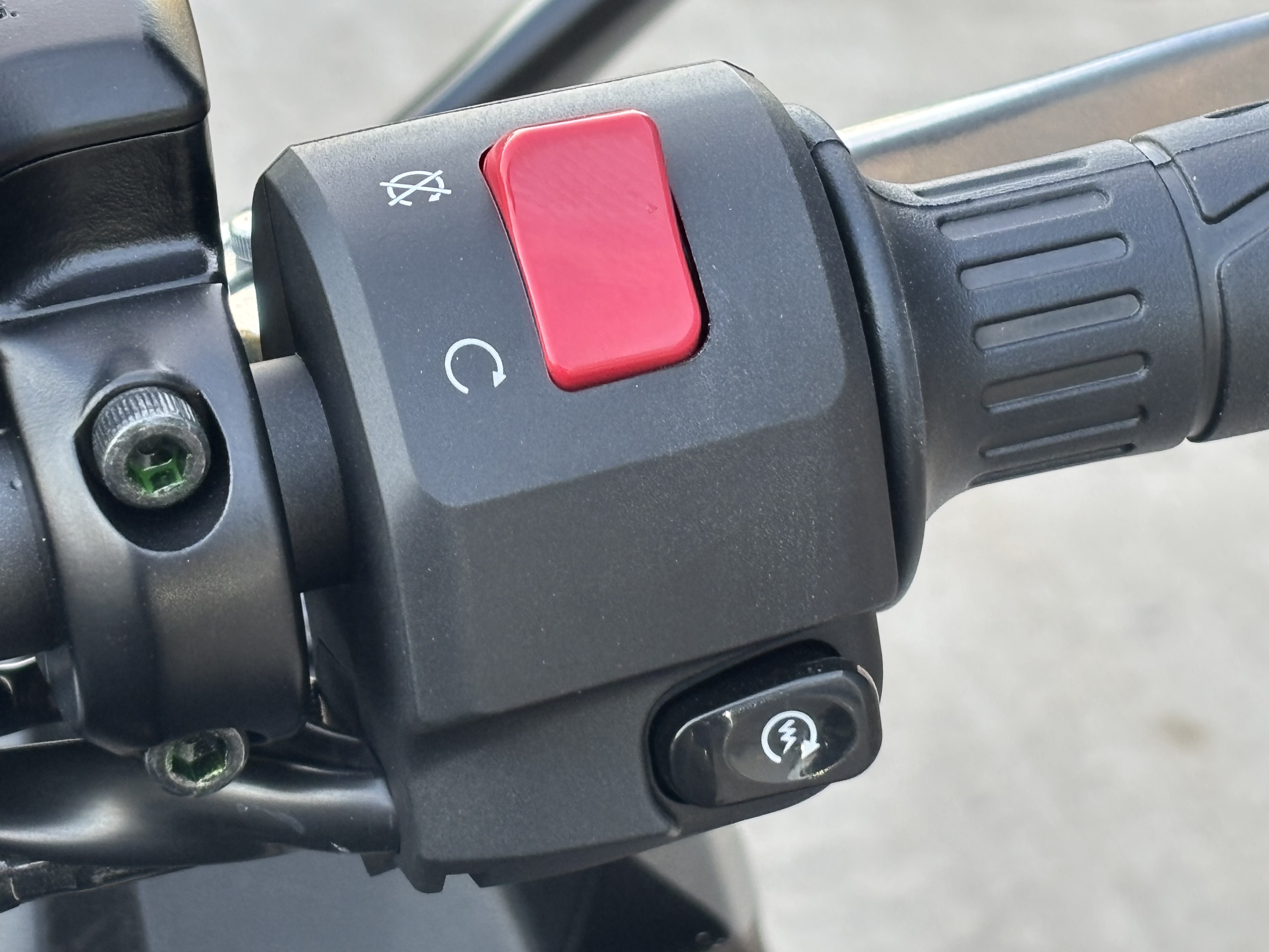 2026 Kawasaki Ninja 650 in Columbia, Missouri - Photo 9