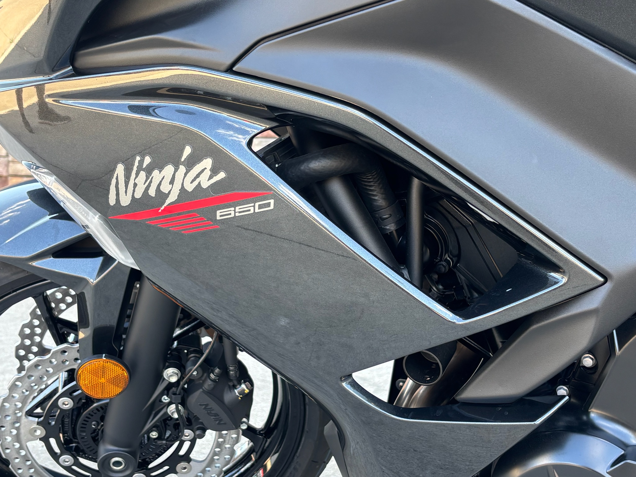 New 2026 Kawasaki Ninja® 650, Columbia MO | Specs, Price, Photos