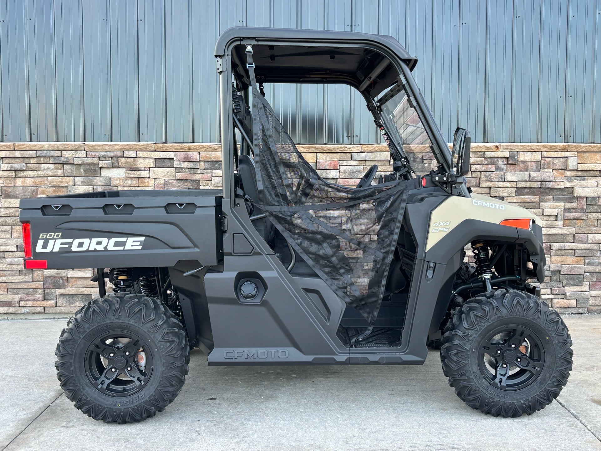 2026 CFMOTO UForce 600 in Columbia, Missouri - Photo 16