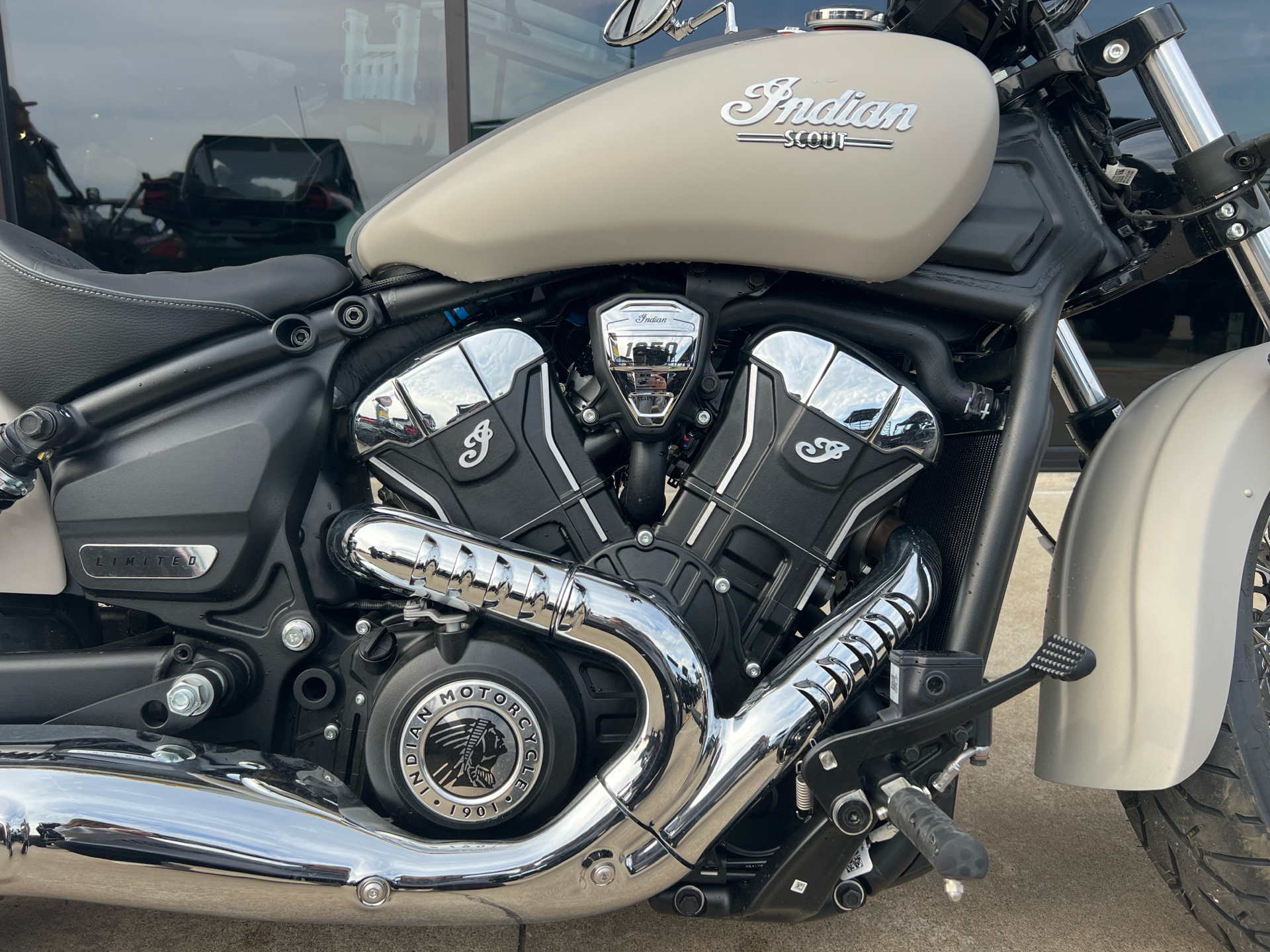 2025 Indian Motorcycle Scout® Classic Limited in Columbia, Missouri - Photo 2